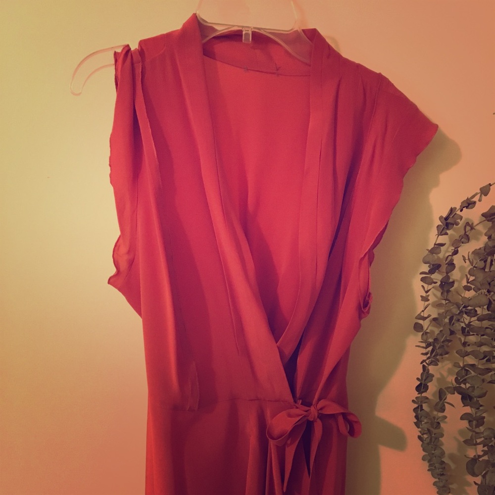 Great silk tunic for work or play.